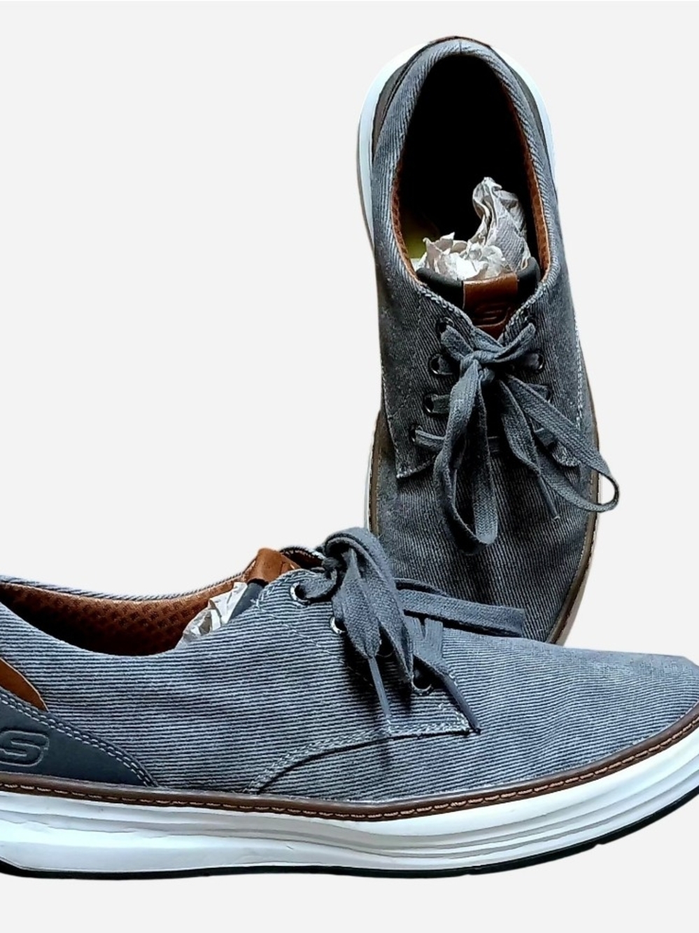 Skechers Moreno Canvas Classic Fit Shoes